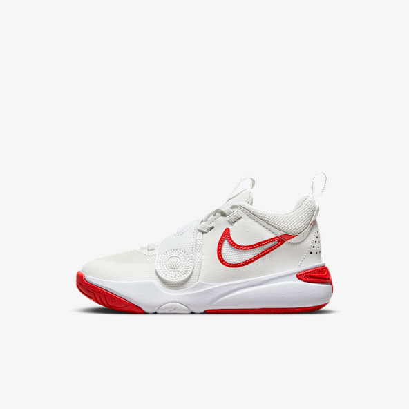 Girls Basketball Shoes. Nike CA